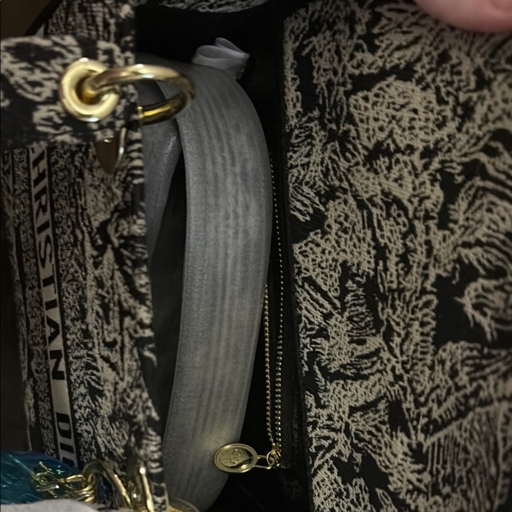 Dior Black and Cream Women's Bag - Picture 3 of 4